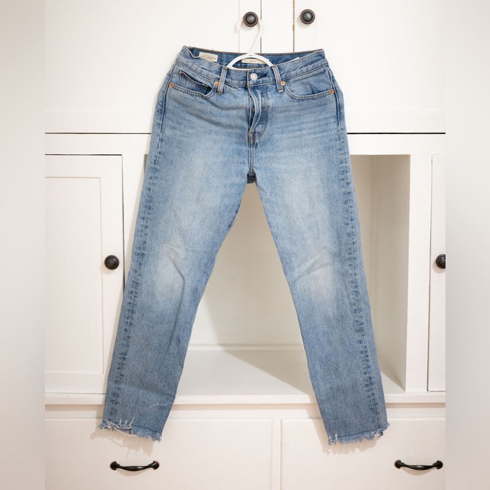Levi’s High Waisted Jeans